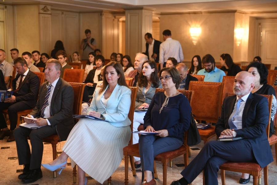 Participant in the presentation of the FShMN Project of UNOPS and EU