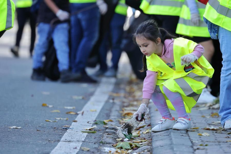 Kids are always part of Let's do it Kosova actions